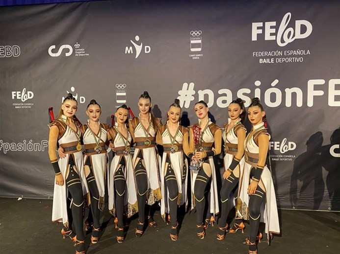 İspanya'da Türk rüzgarı esti. Dünya Koreografik Latin Dans Şampiyonası'nda çifte zafer İzmir'in oldu