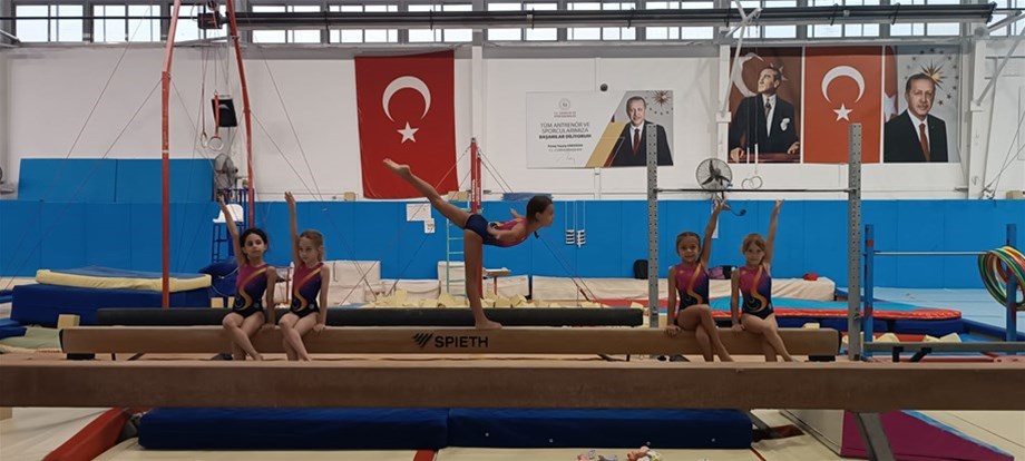 Dünya Kız Çocukları Günü Bornova Cimnastik Salonu’nda Düzenlenen Etkinlikle Kutlandı
