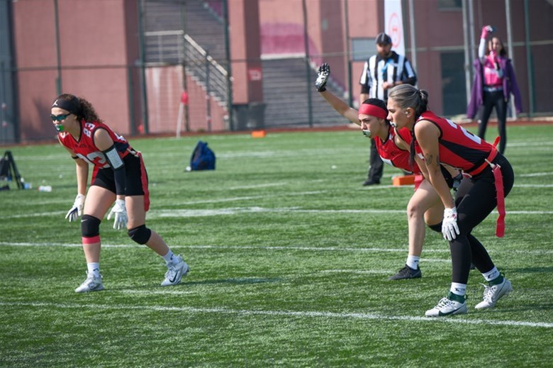 Flag Futbol Büyük Kadınlar 1. Lig 1. Etap Müsabakaları İzmir’de Gerçekleştirildi